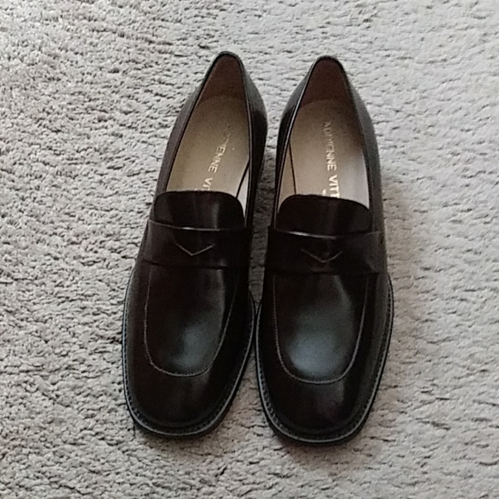 Adrienne Vittadini brown loafers